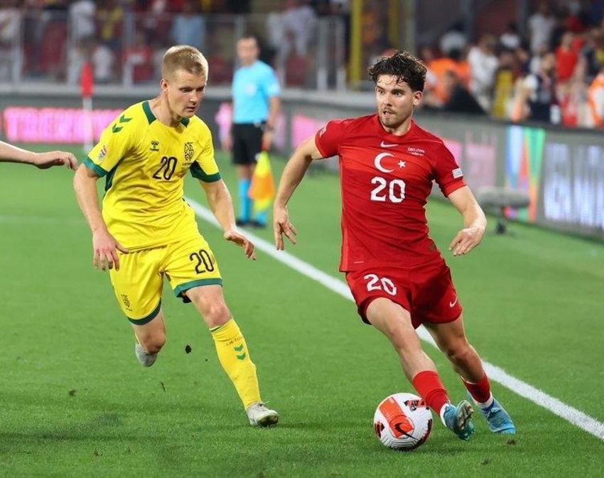Fenerbahçe'de yaprak dökümü başladı! 2 yıldız için dünya devleri devrede