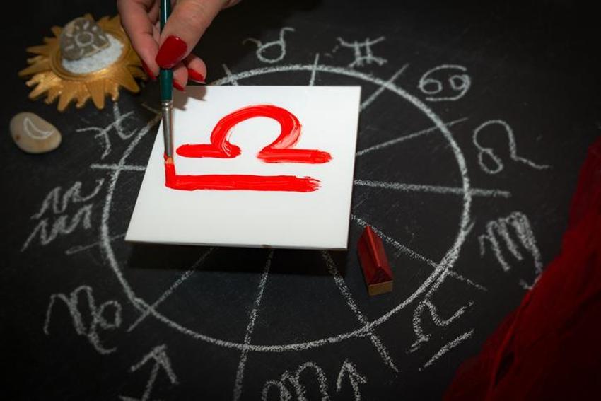 2023 yılı burç yorumları! Yeni yıl, hangi burca neler getirecek? Aşk, para, kariyer...