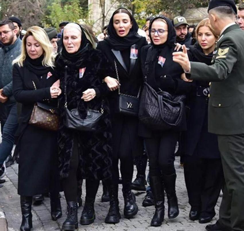Özge Ulusoy'un tarifsiz acısı: Sana tüm hakkım helal babacığım!