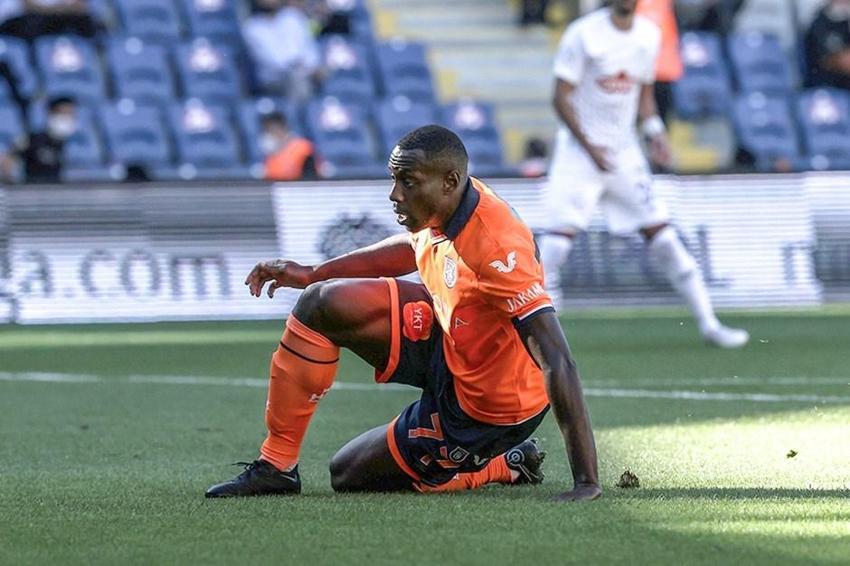 Okan Buruk'tan taraftarları çıldırtacak transfer! 'Bu adam Gomis'in iki gömlek altı'