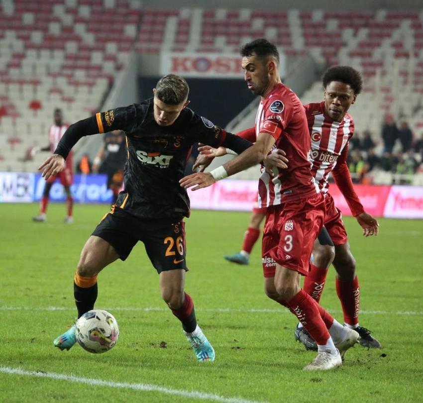 Galatasaray transfer tahtasını açtı! Forvet hattı bambaşka olacak, işte adaylar