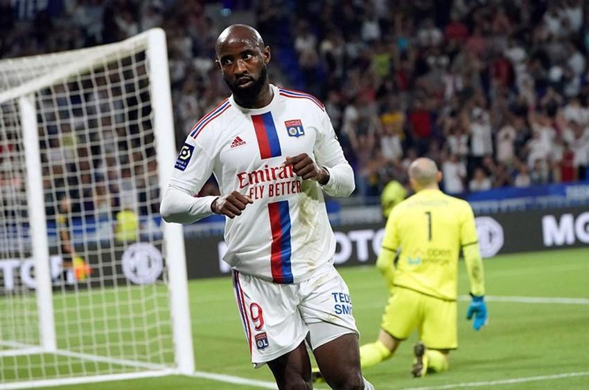 Galatasaray transfer tahtasını açtı! Forvet hattı bambaşka olacak, işte adaylar