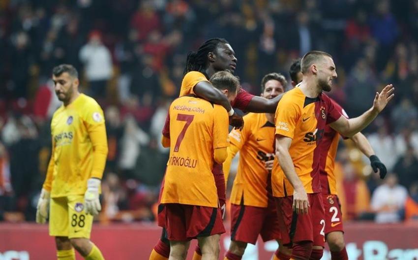 Dursun Özbek'i isyan ettiren maaş talebi: Biz bu parayı İcardi'ye bile vermiyoruz