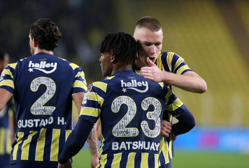 Fenerbahçe taraftarları isyanda! 'Eğer gelirse ikinci Van der Wiel olur'
