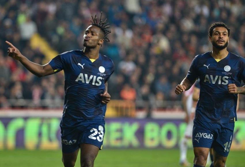 Jorge Jesus'tan yıldız futbolcuya kesik! 'Galatasaray derbisini kenardan izleyeceksin'