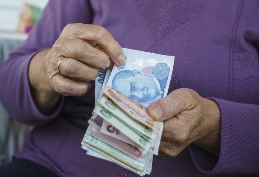 Memur maaşlarına ve emekli aylıklarına son dakika zam müjdesi! Kuruşu kuruşuna hesaplandı, İşte yeni memur ve emekli maaşları 