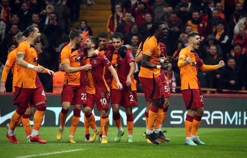Galatasaray taraftarları isyan etti: 6 milyon euro bu adama nasıl verdiniz?