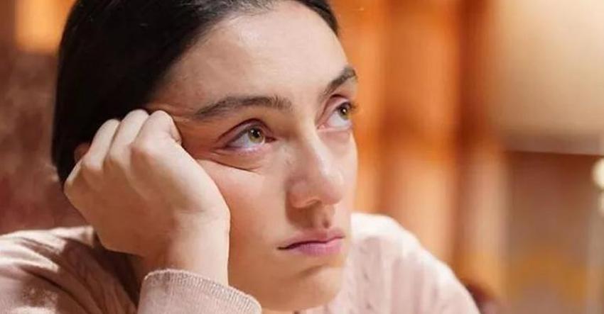 Merve Dizdar: Perdeleri açmıyorum, karanlıkta oturuyorum