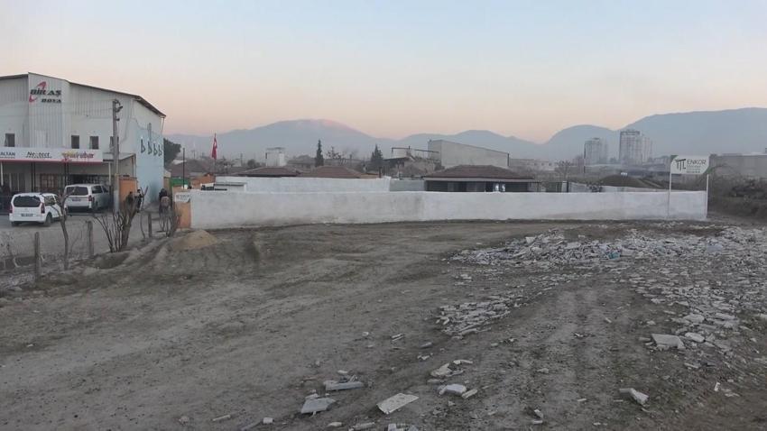 Boş arazilere bina yapıp kiraya verdi! Skandal kavgada ortaya çıktı