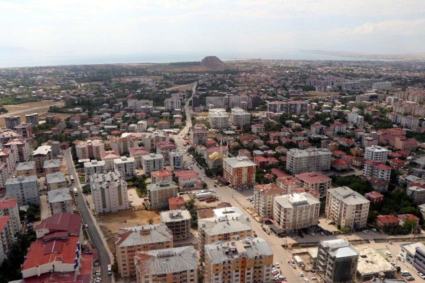 Petrol müjdesi! '4 bölgede var' deyip açıkladı