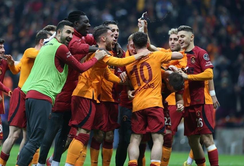 Galatasaray'dan son dakika transferi! Falcao hiç düşünme dedi Dursun Özbek işi bitirdi