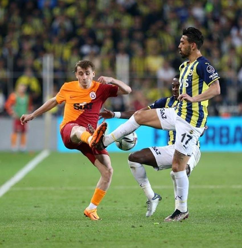 Galatasaray'da Gomis depremi! Okan Buruk'un yeni forveti hem Fenerbahçe'yi hem de M.United'ı şok etti
