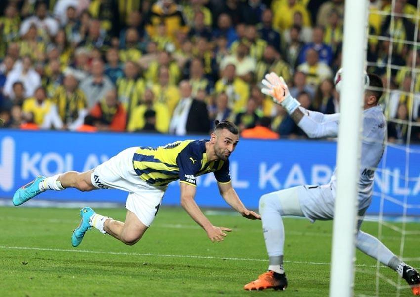 İki takımın da formasını giymişti! Fatih Akyel derbinin favorisini açıkladı