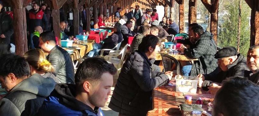 Ünü il sınırlarını aştı! Gelenler yer bulamıyor