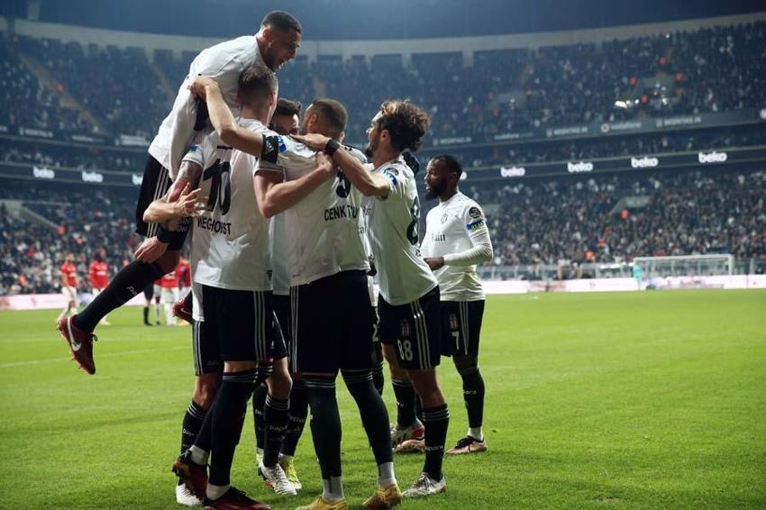 Beşiktaş'ın golcüsü Weghorst veda mı etti? Menajeri açıkladı