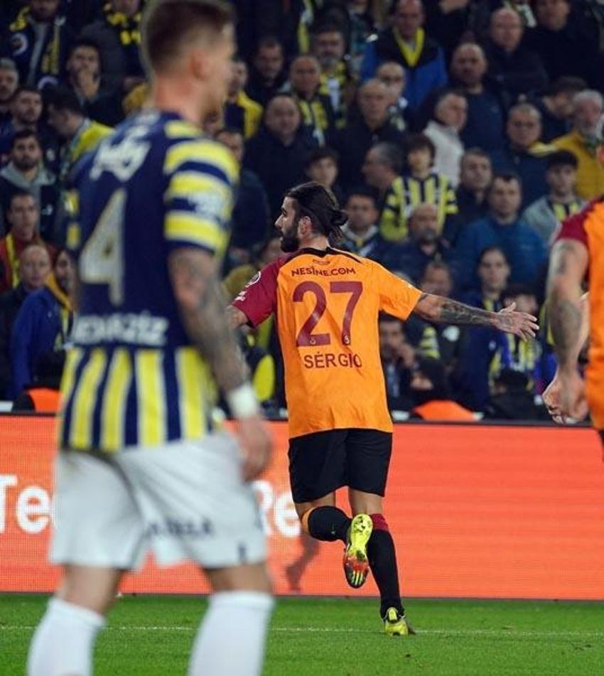 Rıdvan Dilmen'den Jorge Jesus'a çağrı: Bu adamın yerine hemen bir oyuncu bulun