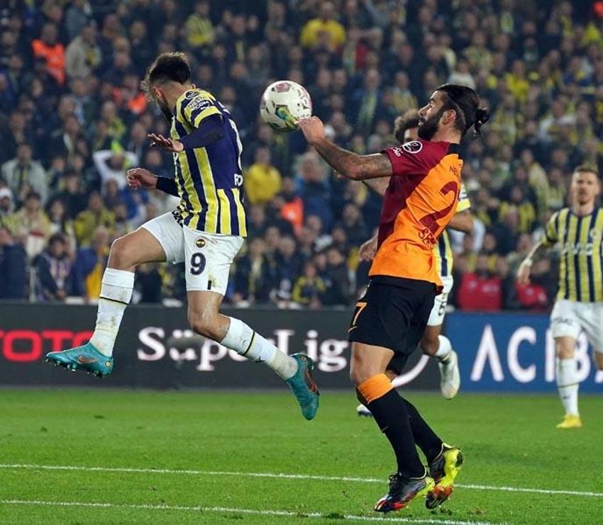 Rıdvan Dilmen'den Jorge Jesus'a çağrı: Bu adamın yerine hemen bir oyuncu bulun