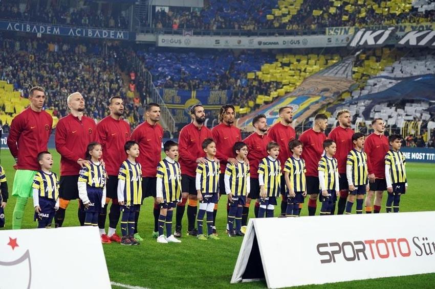 Fenerbahçe'de Son Dakika! Jorge Jesus derbinin faturasını kesti! 4 yıldız kadro dışı...