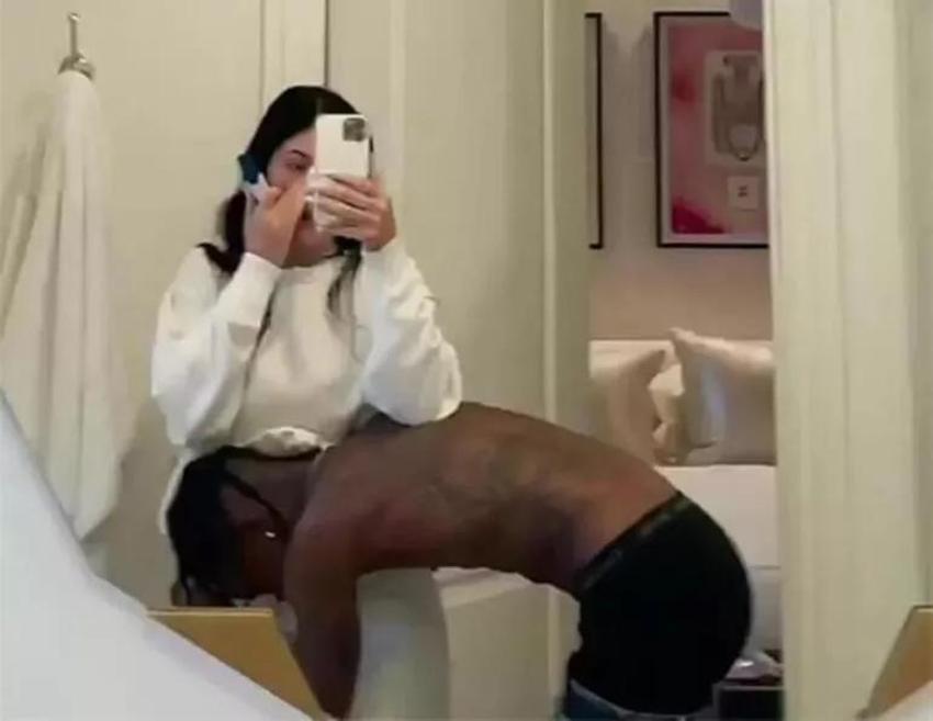 Kylie Jenner ile Travis Scott ayrıldığı ortaya çıktı! 