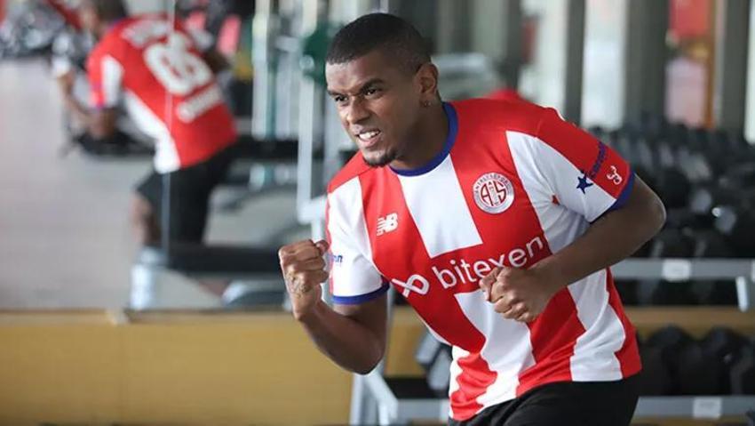Süper Lig devleri transfer harekatını başlattı! Birbirinden yıldız isimler hedefte