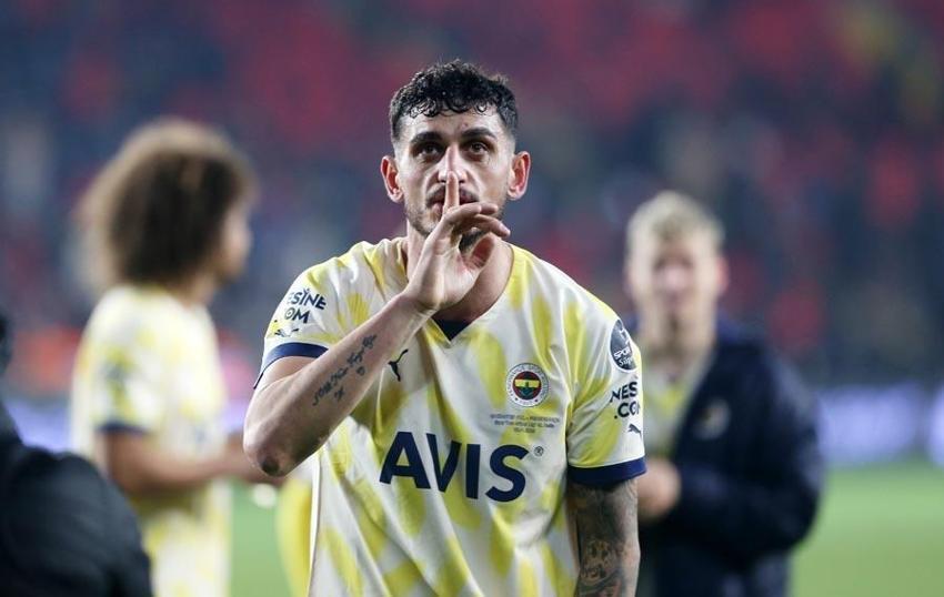 Fenerbahçe'de deprem! 5 ayrılığı açıkladı! Biri Trabzonspor'a gidiyor