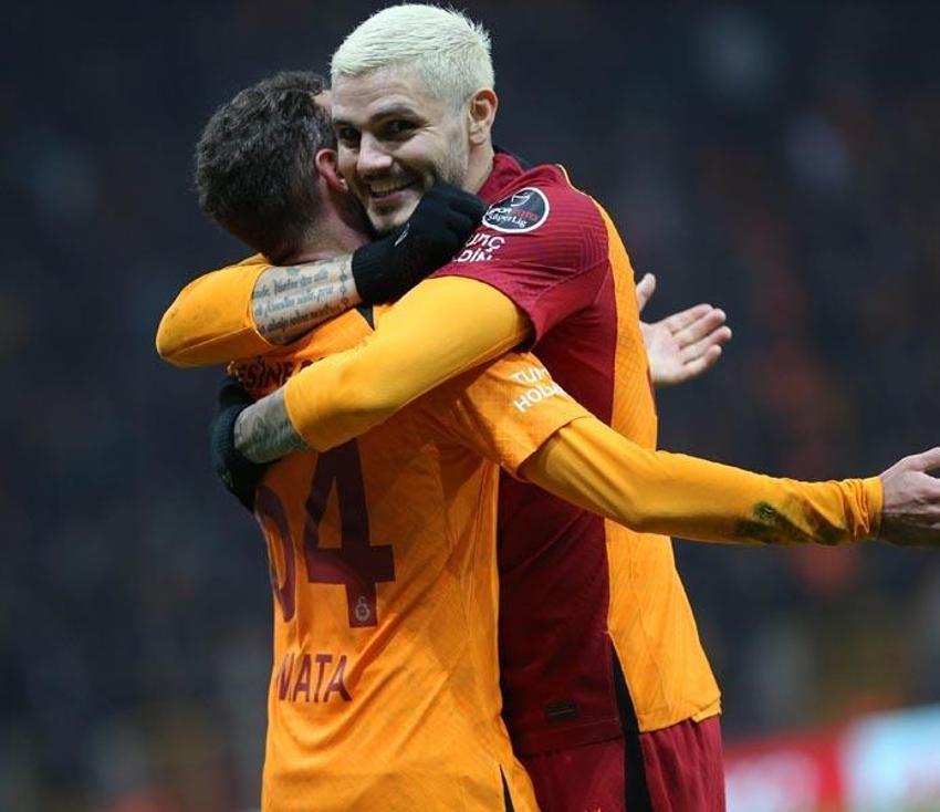 Aboubakar bombası patladı yıldız golcünün açıklamaları Galatasaray taraftarlarını ayağa kaldırdı