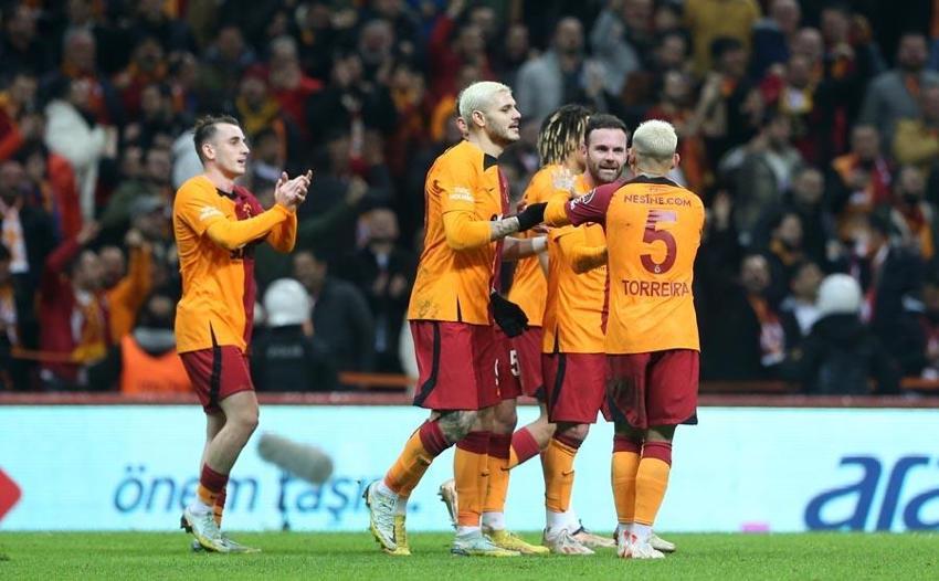 Aboubakar bombası patladı yıldız golcünün açıklamaları Galatasaray taraftarlarını ayağa kaldırdı