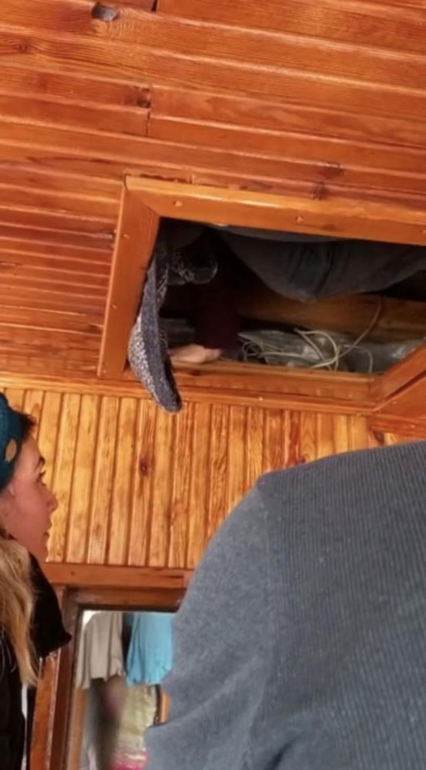 Firari kadın tavan arasında yakalandı! Kendine gizli bölme yapmış