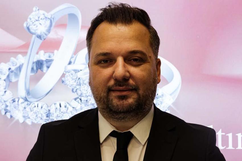 Fiyatıyla pırlantadan daha avantajlı ve daha parlak! İşte ünlülerin gizli tercihi