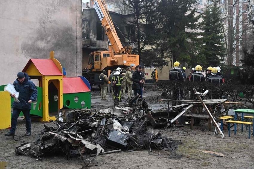 Kiev'de helikopter düştü! İçişleri bakanı hayatını kaybetti, kaza mı, suikast mi?