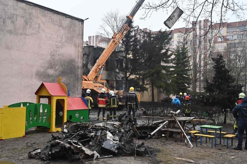 Kiev'de helikopter düştü! İçişleri bakanı hayatını kaybetti, kaza mı, suikast mi?