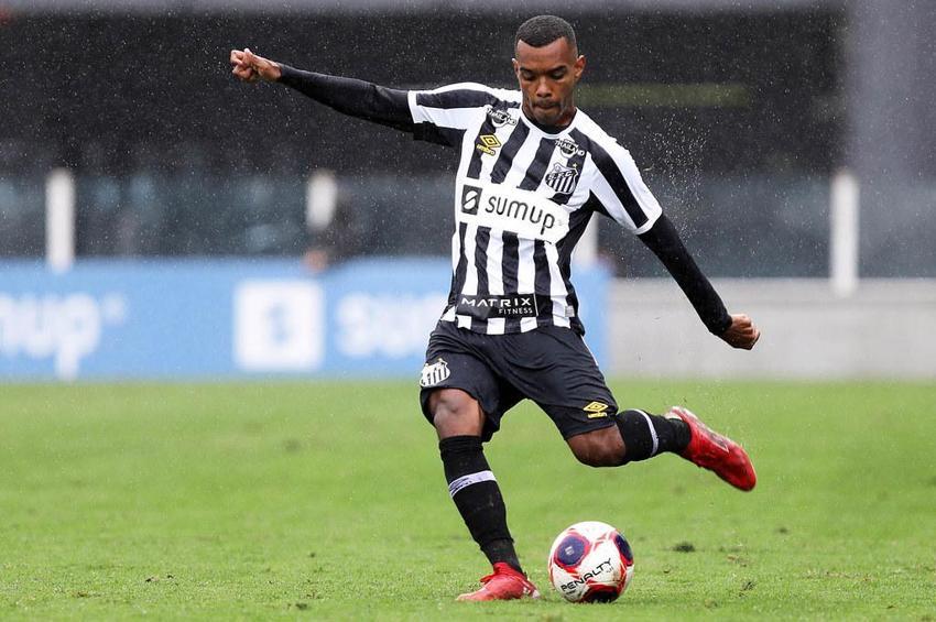 Bu transfer Kim Min Jae'yi bile geçecek! Juventus Bonucci, Fenerbahçe Gustavo'nun yerine düşünüyor