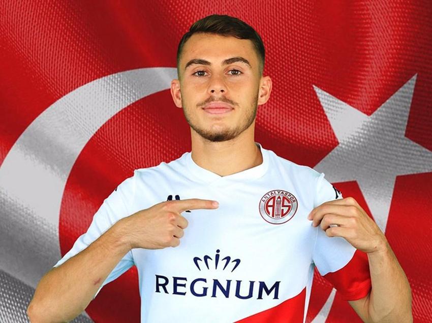 Ali Koç serveti 6 milyar dolar olan ABD'li başkandan sol bek istedi! '6 milyon euro ödemeye hazırız'