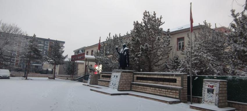 Beklenen kar yağışı ve soğuk Balkanlardan gelecek! Bu illerde yaşayanlar hazırlıklı olun: Hayatı felç edecek