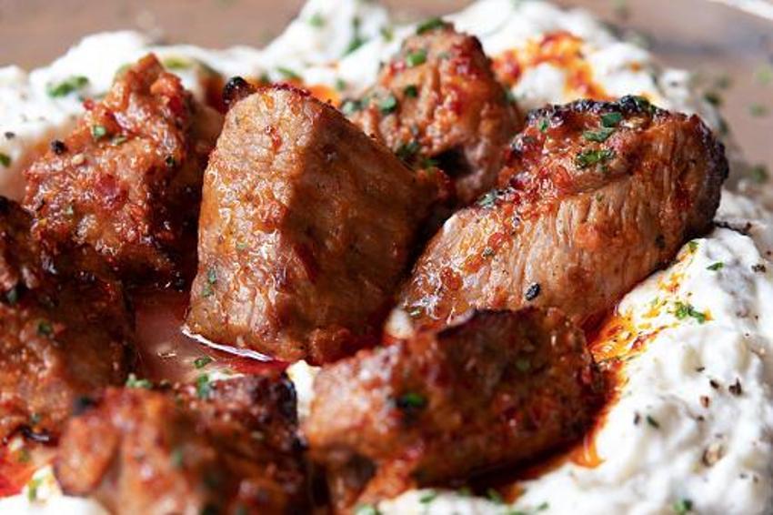 Fırsatçılar iş başında! Kilosu 130 liradan  245 TL'ye çıktı