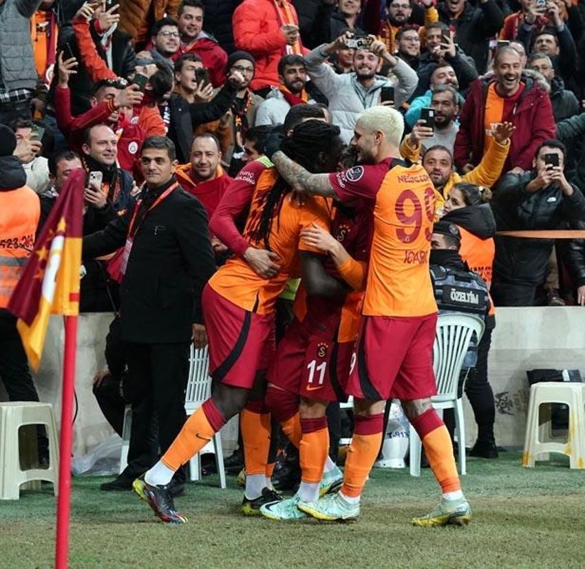 Nasser Al Khelaifi'den Galatasaray'a büyük şok! İcardi'nin yeni takımı camiayı şok etti