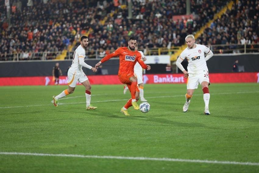 İcardi'yi, Boey'i, Torreira'yı kazandı Okan Buruk o 2 yıldızı bir türlü kazanamadı!