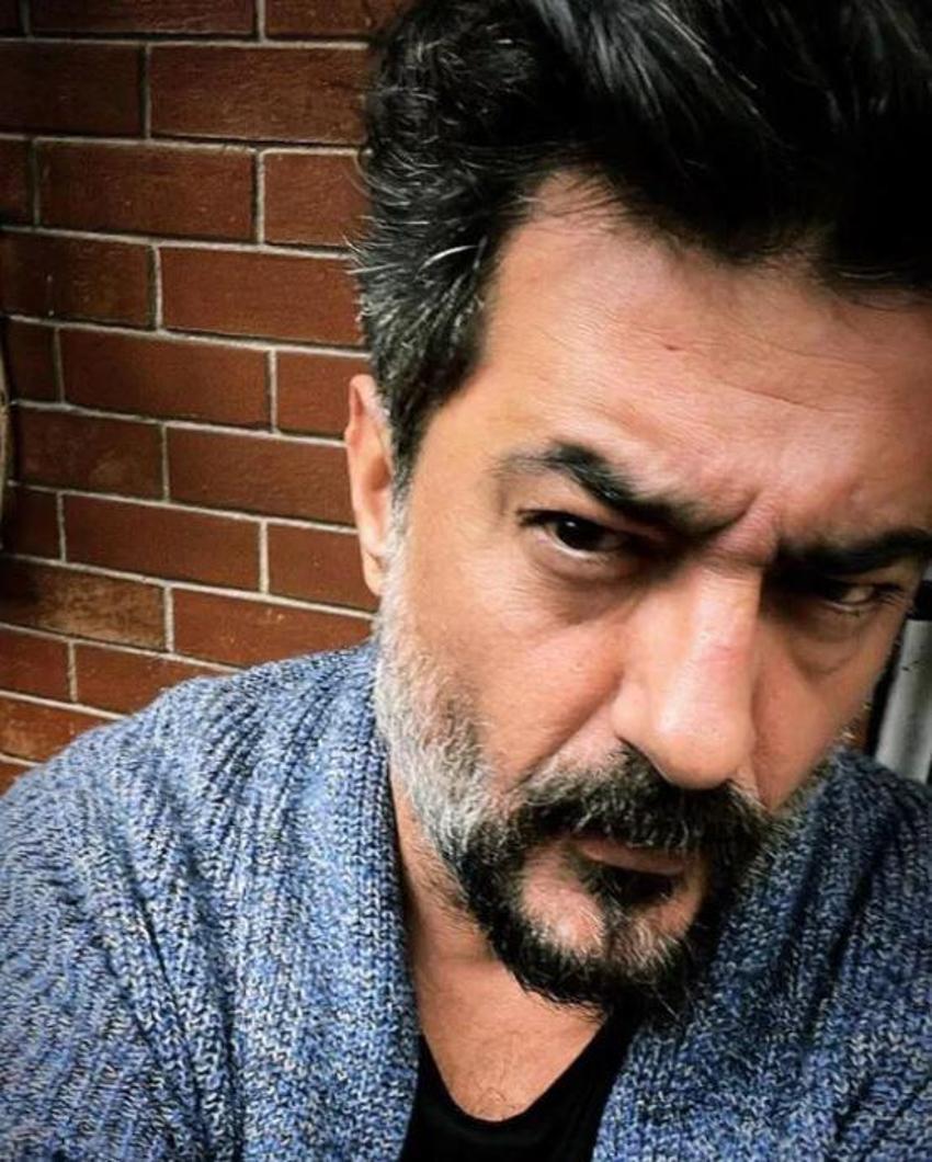 Sevgilisiyle ilk kez el ele! 'Gözlerden uzak bir ilişki yaşıyorum'