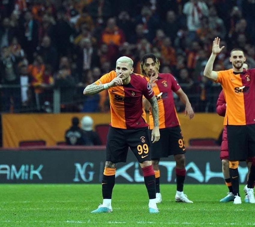 Sen misin İcardi'ye pas atmayan! Okan Buruk'tan yıldız futbolcuya 'kadro dışı' şoku