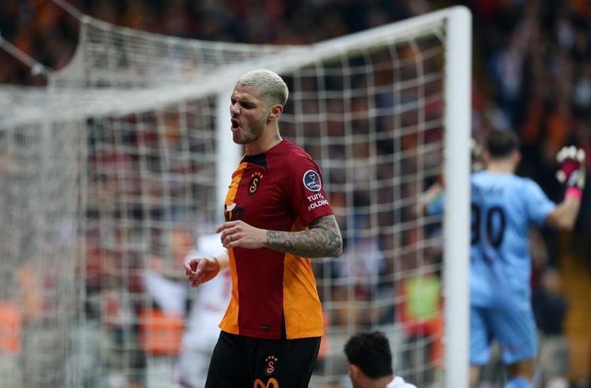 Galatasaray'ın yıldızını öve öve bitiremedi: Sen git maça iki saat kala gel
