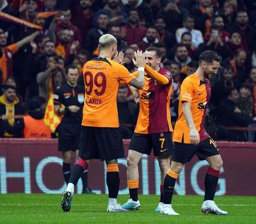 Galatasaray'ın yıldızını öve öve bitiremedi: Sen git maça iki saat kala gel