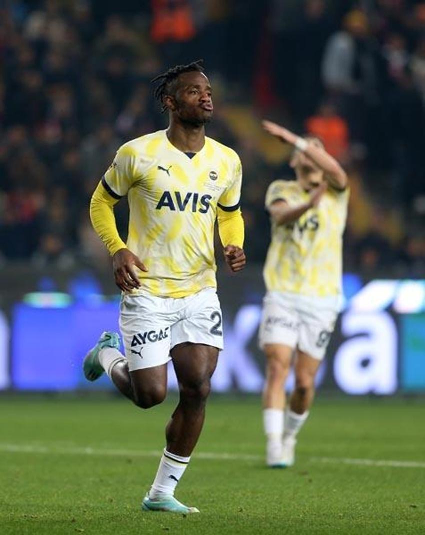 Ne yaptın Ali Koç! Kim Min Jae'yi sattı parayı 9 futbolcuya bastı sonuç hüsran...