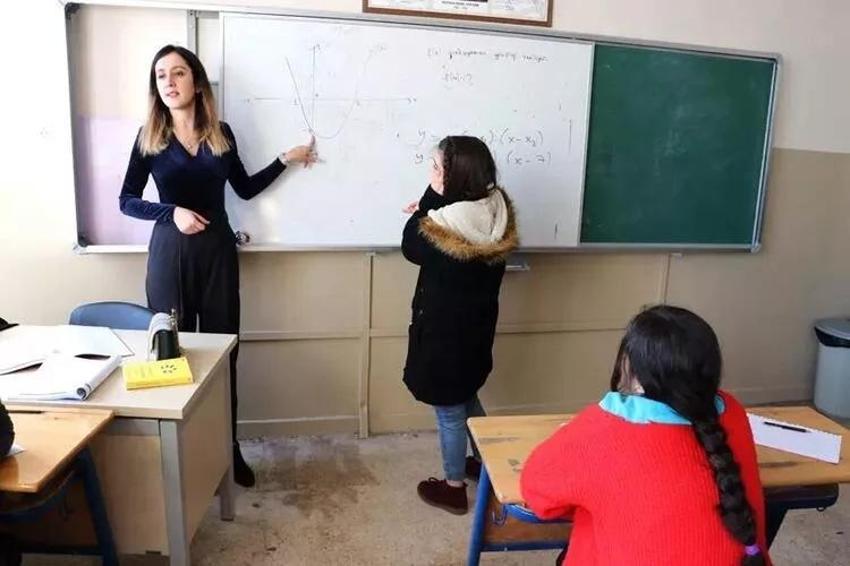15 Tatil ne zaman bitiyor? İkinci dönem ne zaman başlayacak? MEB tarih verdi
