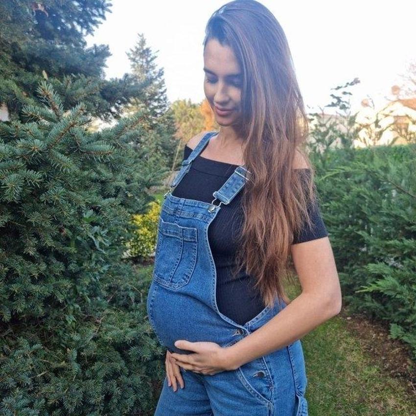 Leyla Lydia Tuğutlu, suda doğum yaptığı anları paylaştı!