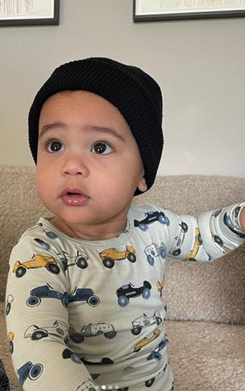 Kylie Jenner oğlunun adını değiştirdi ve ilk kez yüzünü paylaştı!