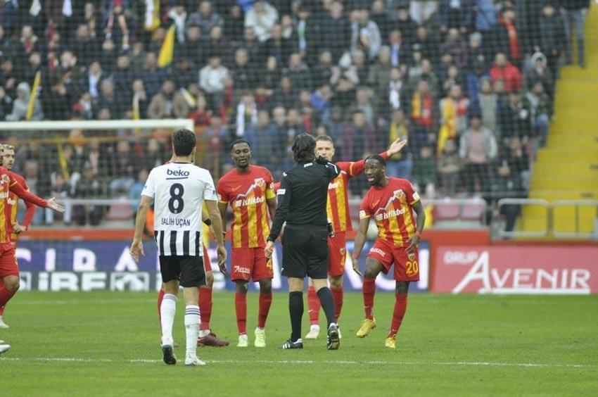 Galatasaray'dan sonra Beşiktaş'tan da müthiş seri! Kayseri'de 2 gol 1 kırmızı