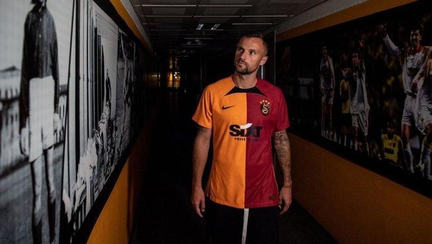 Bu transfer Rashica ve Yunus Akgün'e eşya toplatır! Galatasaray süper starla görüşmelere başladı