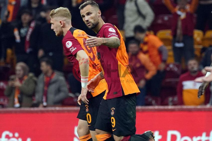 Bu transfer Rashica ve Yunus Akgün'e eşya toplatır! Galatasaray süper starla görüşmelere başladı