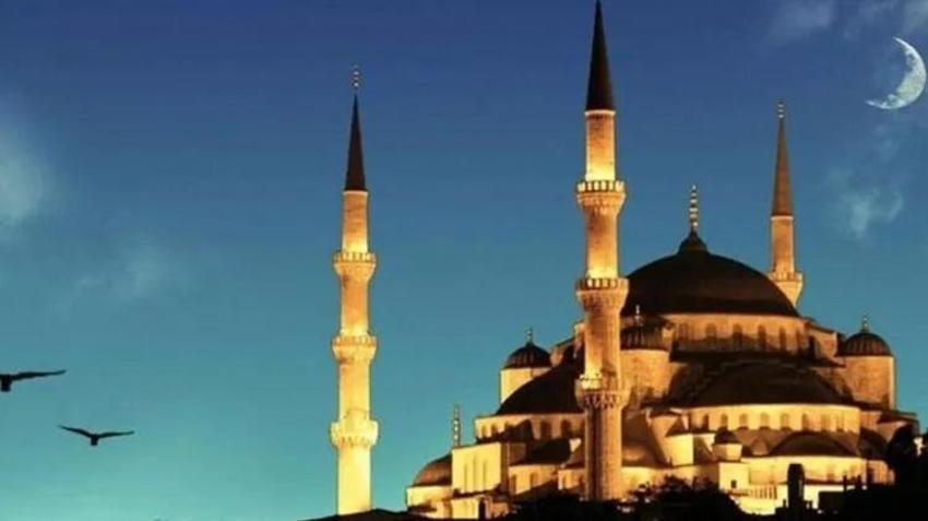 Recep ayında ilk çekilecek tesbihler neler? Üç ayların başında hangi tesbihler, zikirler çekilir? İşte üç aylar duası ve tesbihleri