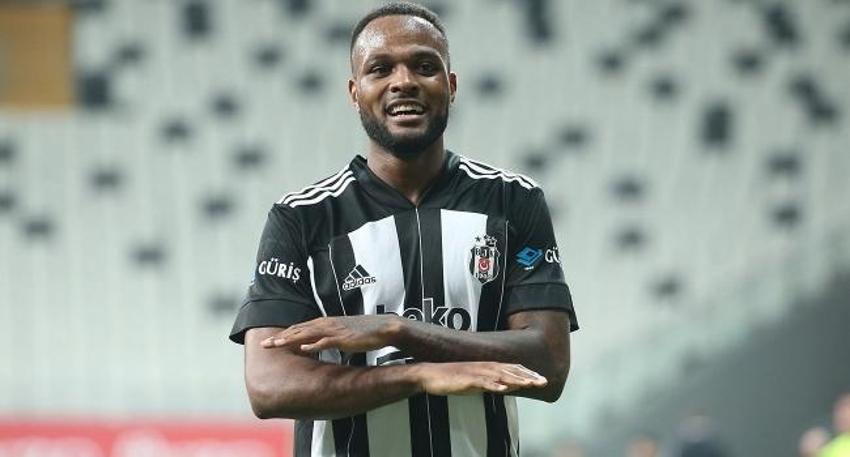 Okan Buruk'un transfer listesi deşifre oldu! Galatasaray 5 sol bek bir 8 numarayla masaya oturdu